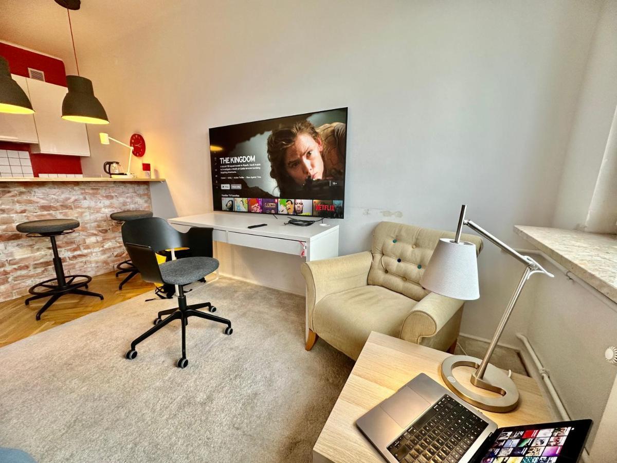 Super Beauty Metro Wifi 65'tv Netflix Hbo Appletv+ * Varsovia