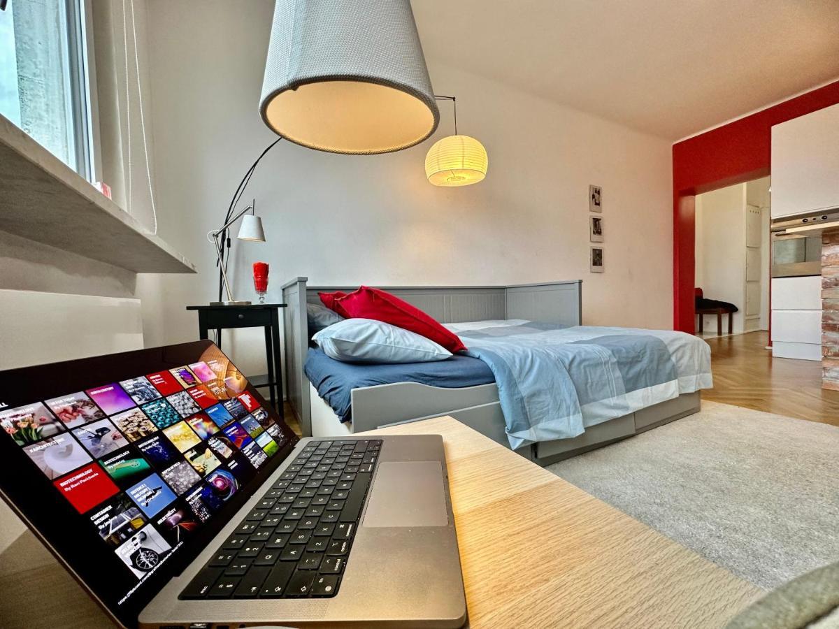 Apartamento Super Beauty Metro Wifi 65'tv Netflix Hbo Appletv+ Varsovia